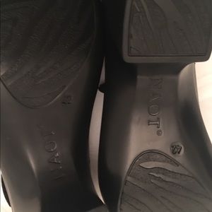 Naot dress shoes